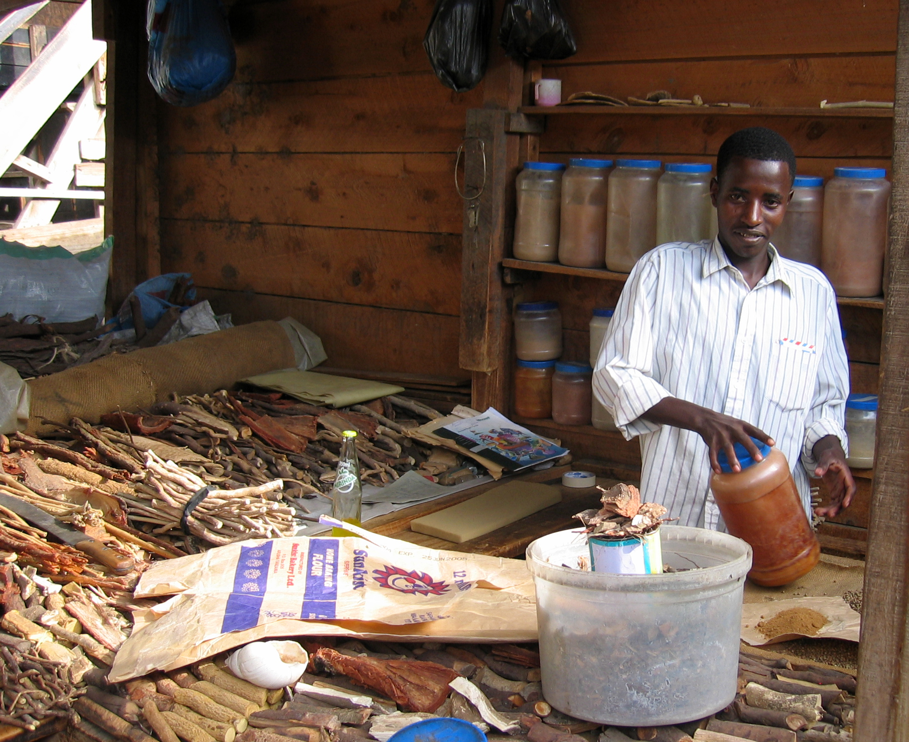 Tanzania traditional medicines market. Flickr - Neiljs.