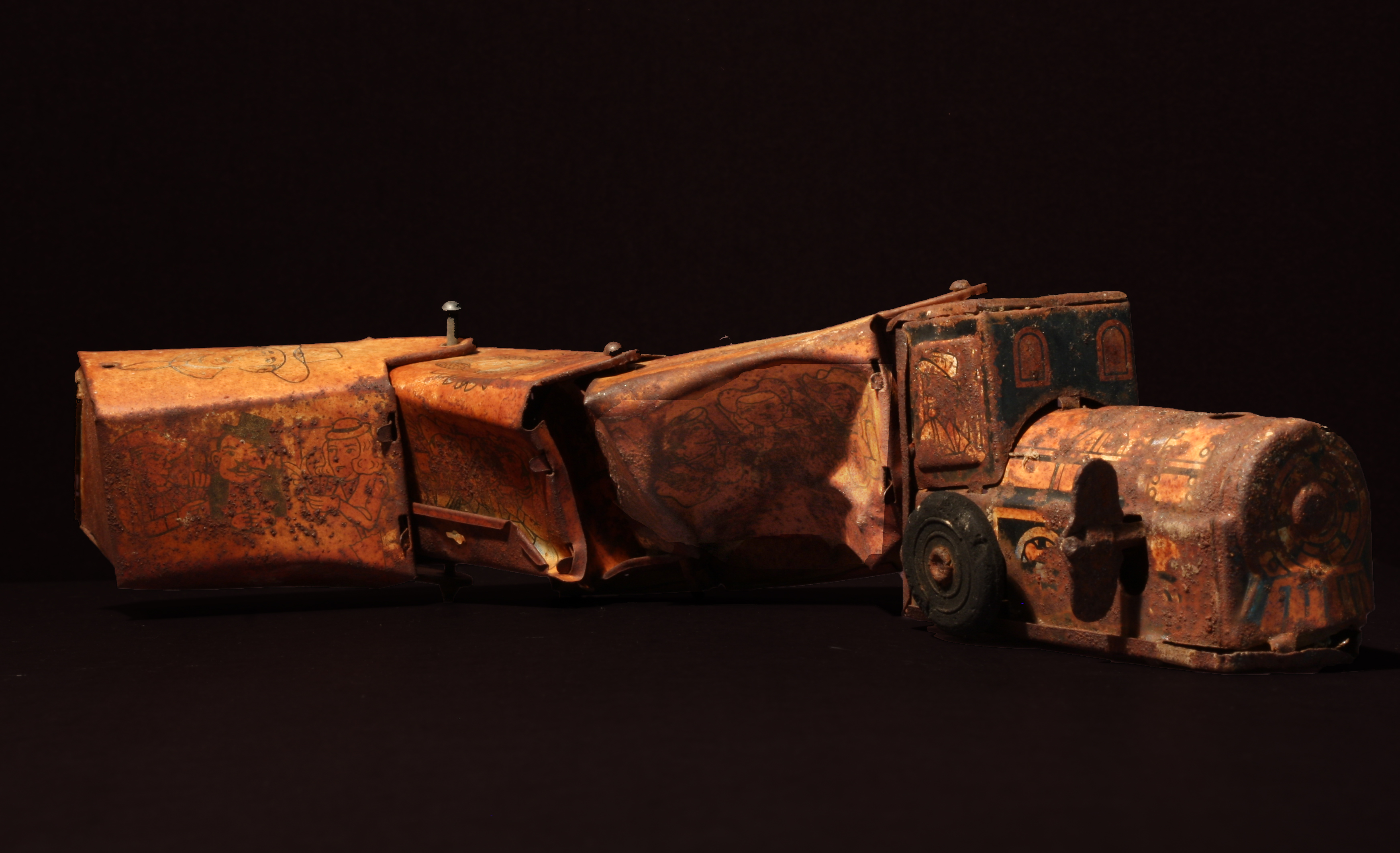 Rusty Train. Flickr - Rennett Stowe.
