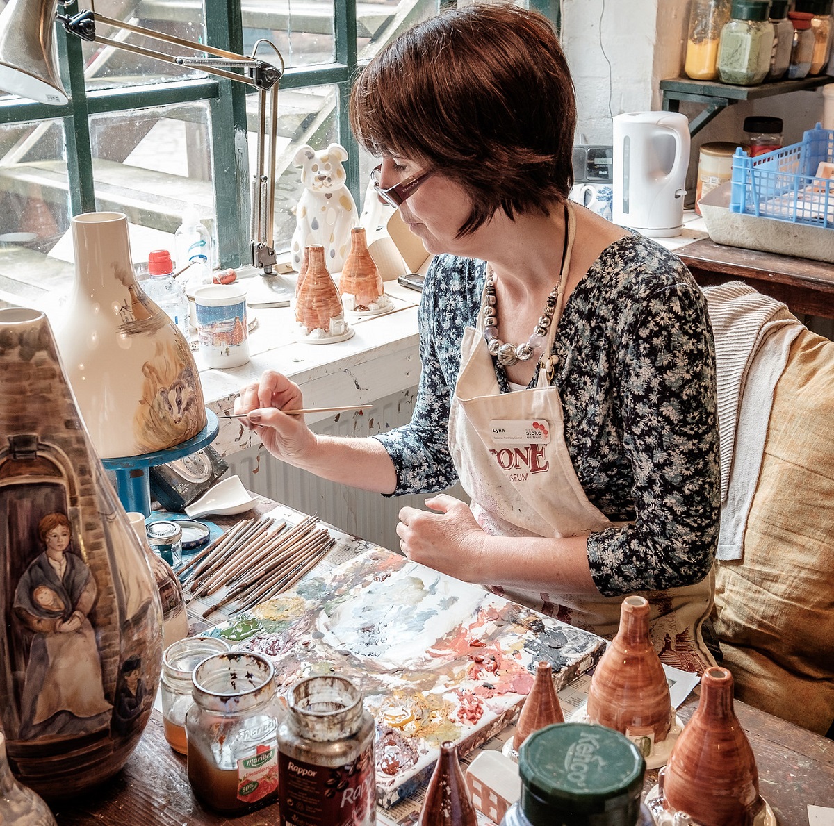 Flickr - Pottery Worker - Andrew Stawarz